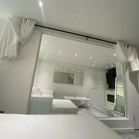 A Comfort & Peaceful Apartment